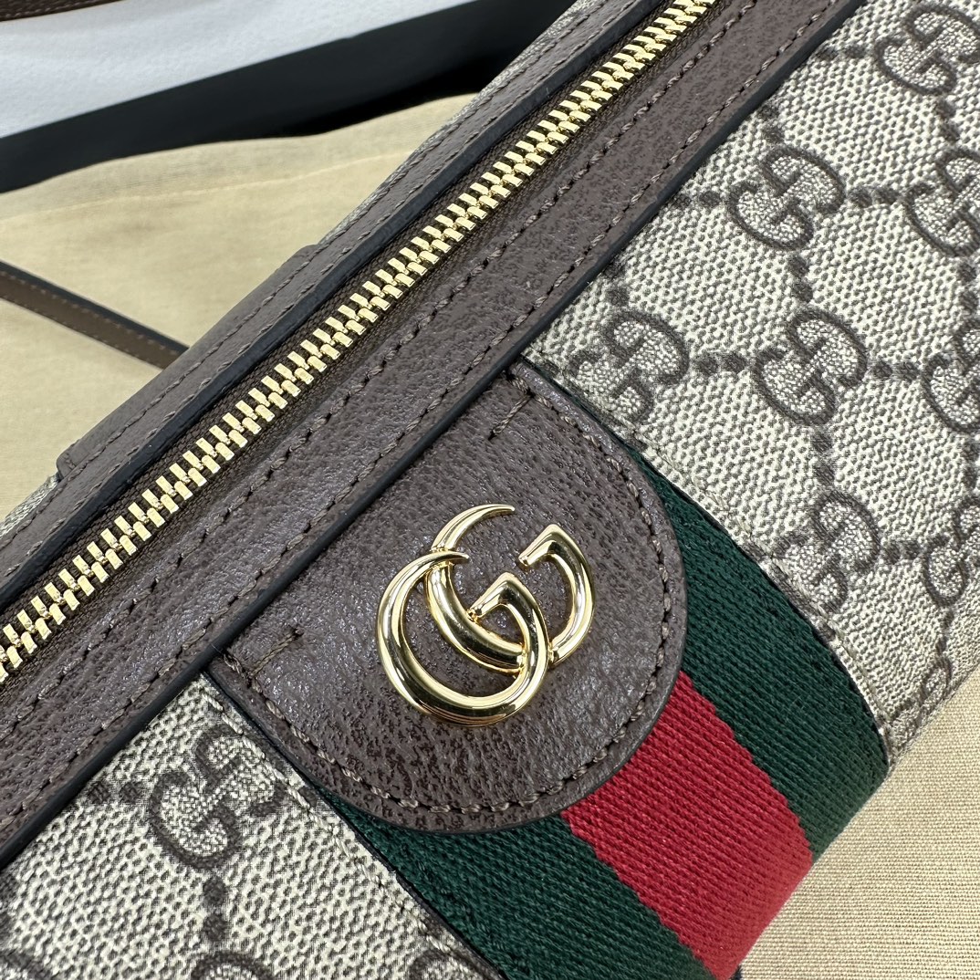 Gucci Round Bags